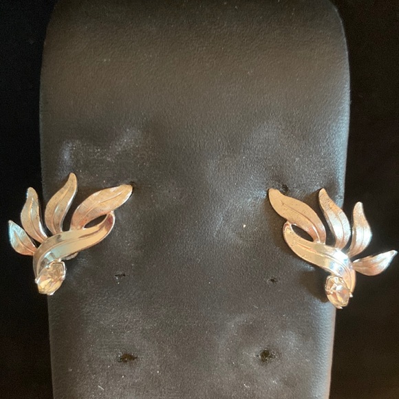 Jewelry - WOMAN’S EARRINGS